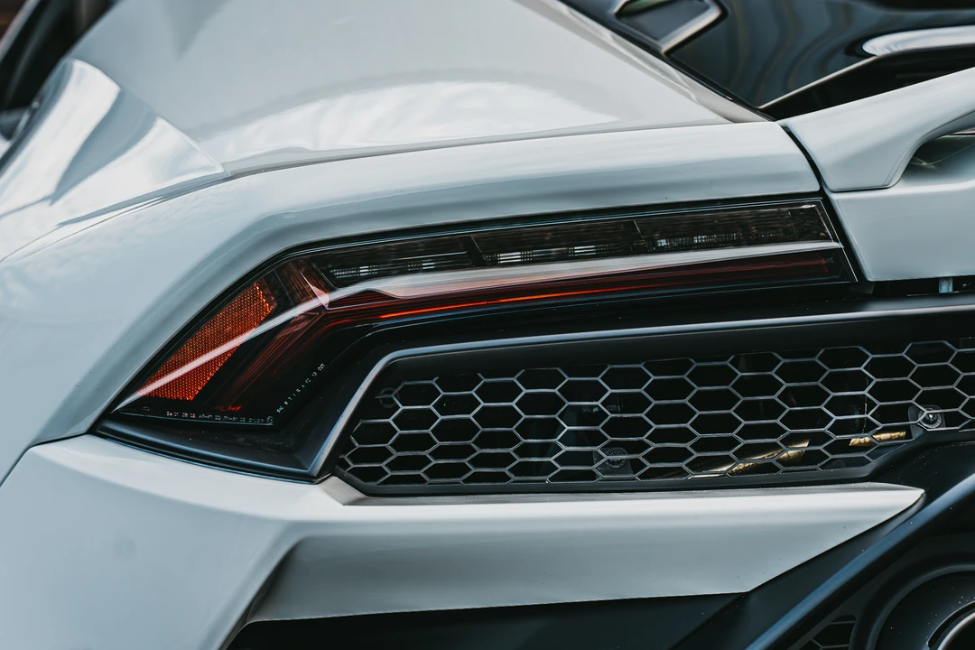 2019 Lamborghini Huracan LP640-4 EVO - Image 29 of 31