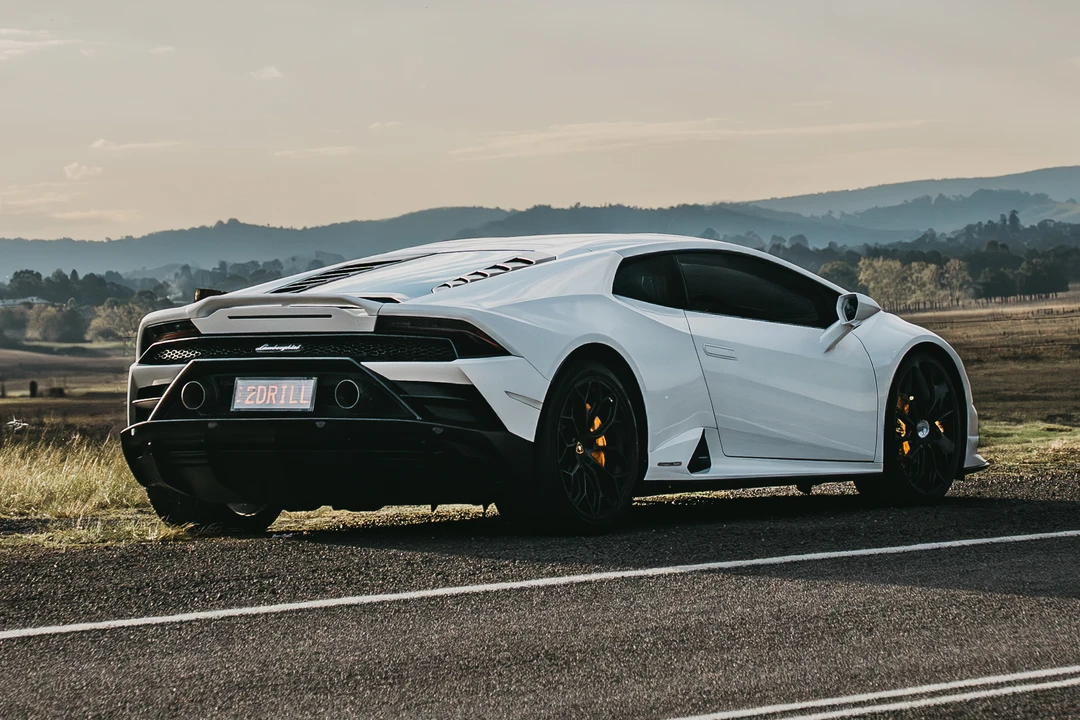 2019 Lamborghini Huracan LP640-4 EVO - Image 5 of 31