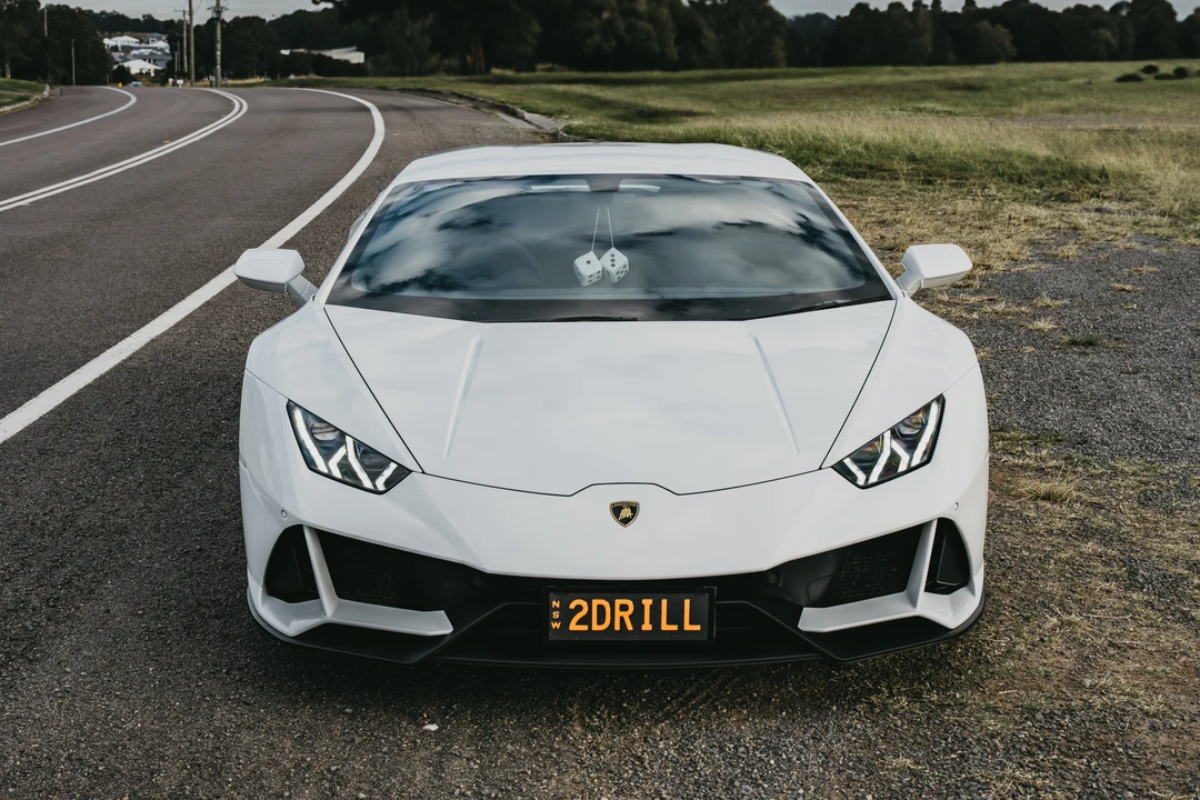 2019 Lamborghini Huracan LP640-4 EVO - Image 2 of 31