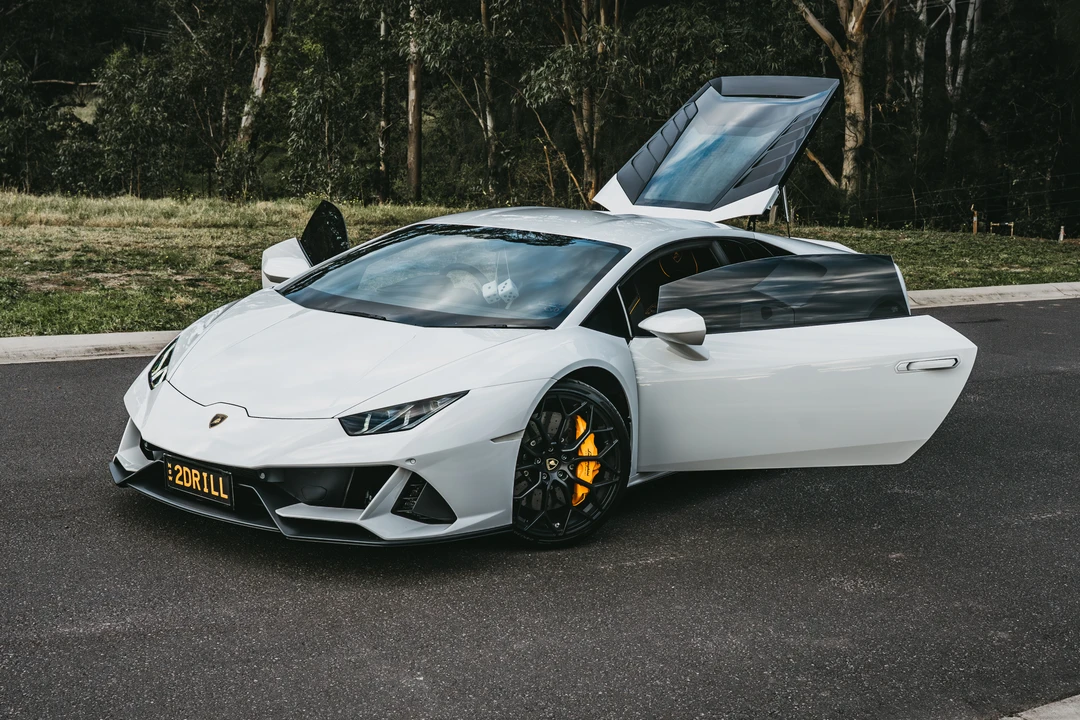 2019 Lamborghini Huracan LP640-4 EVO - Image 19 of 31