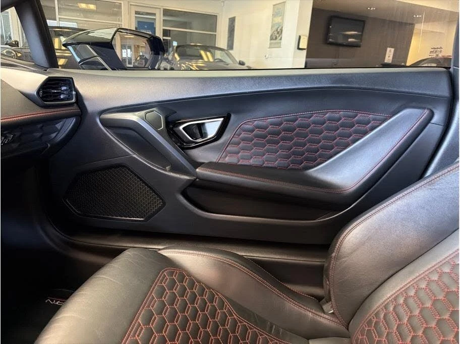 2019 Lamborghini Huracan LP580-2 - Image 26 of 31