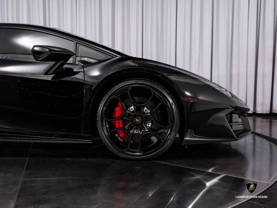 2019 Lamborghini Huracan LP580-2 - Image 18 of 31