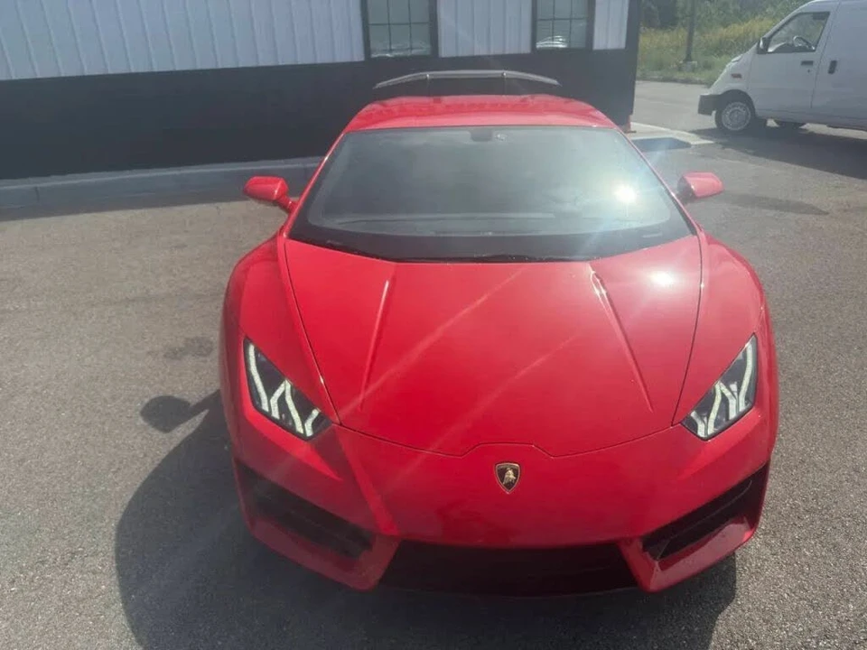 2019 Lamborghini Huracan LP580-2 - Image 2 of 20