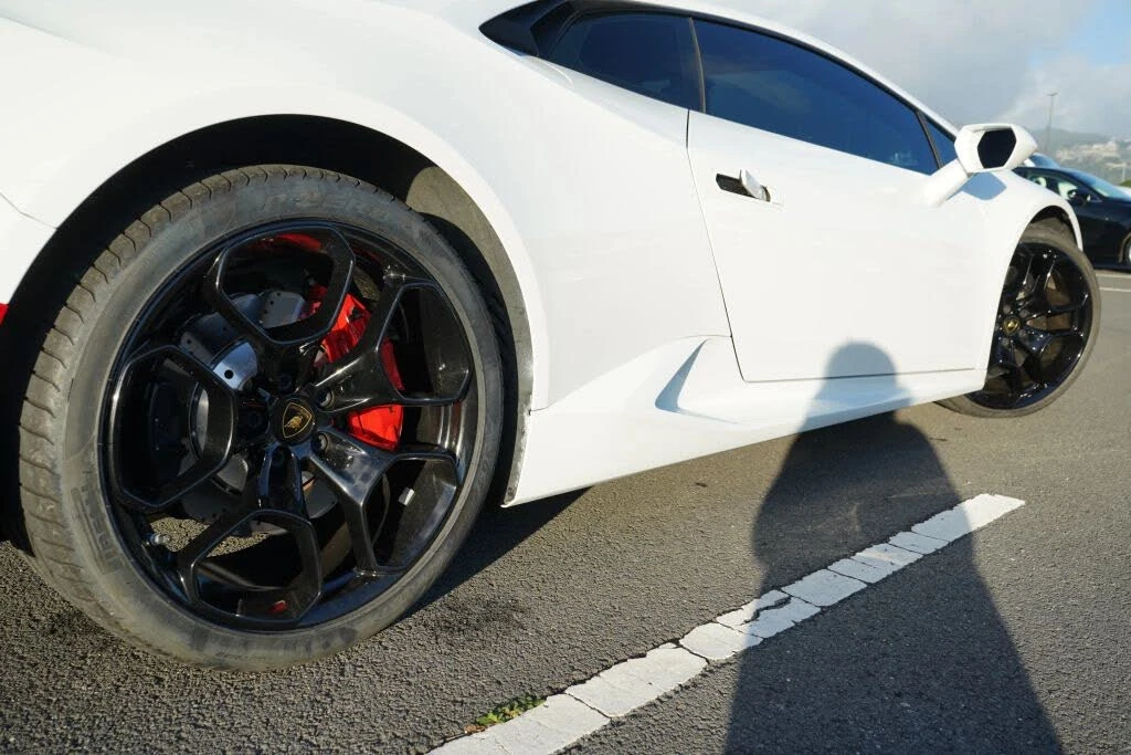 2019 Lamborghini Huracan LP580-2 - Image 7 of 31