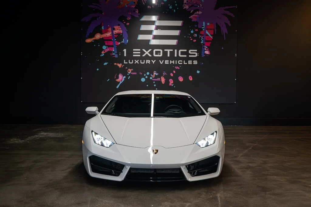 2019 Lamborghini Huracan LP580-2 - Image 2 of 20