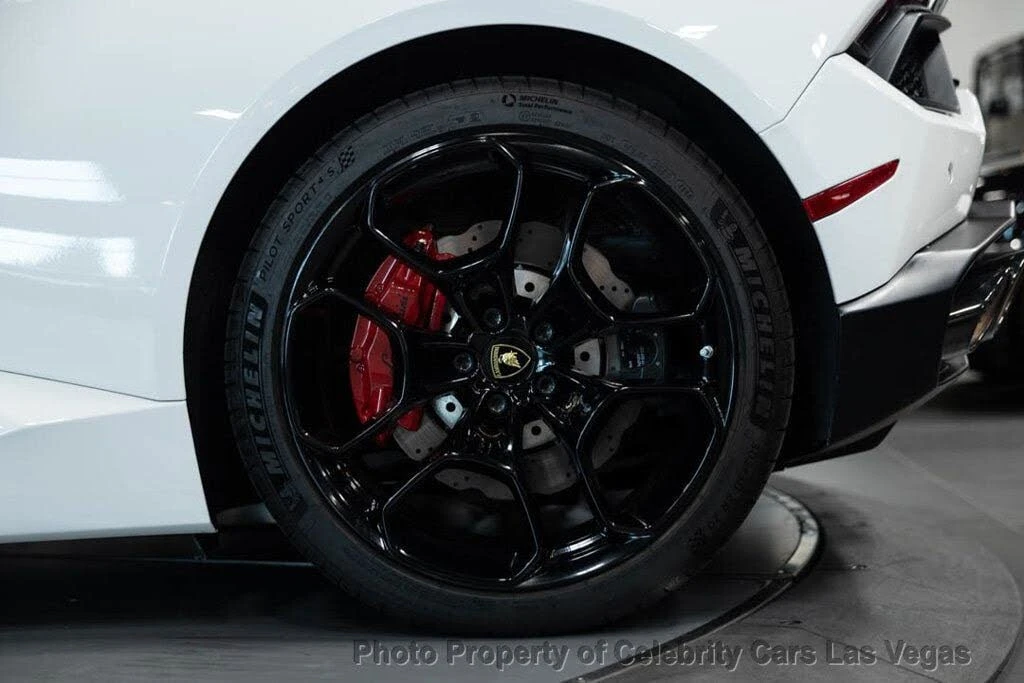 2019 Lamborghini Huracan LP580-2 - Image 13 of 31
