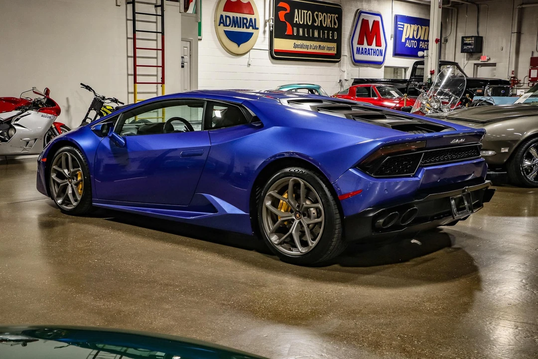 2019 Lamborghini Huracan LP580-2 - Image 10 of 31