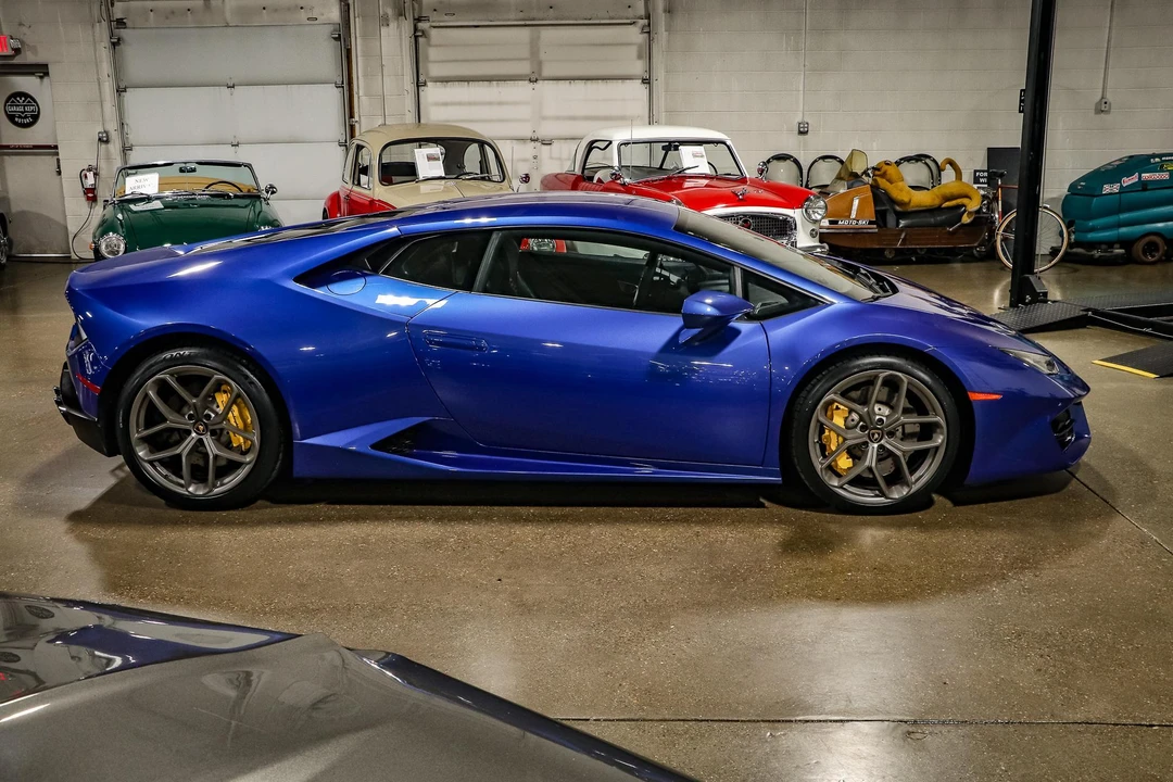 2019 Lamborghini Huracan LP580-2 - Image 17 of 31