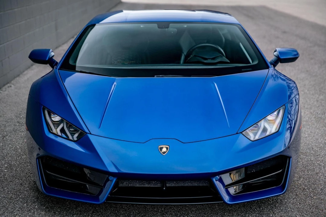 2019 Lamborghini Huracan LP580-2 - Image 2 of 31