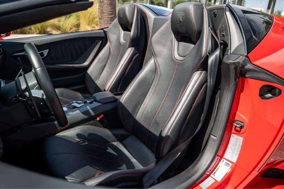 2019 Lamborghini Huracan LP580-2 - Image 8 of 9