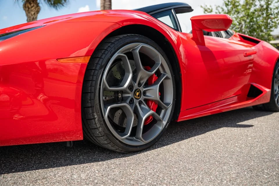 2019 Lamborghini Huracan LP580-2 - Image 4 of 9