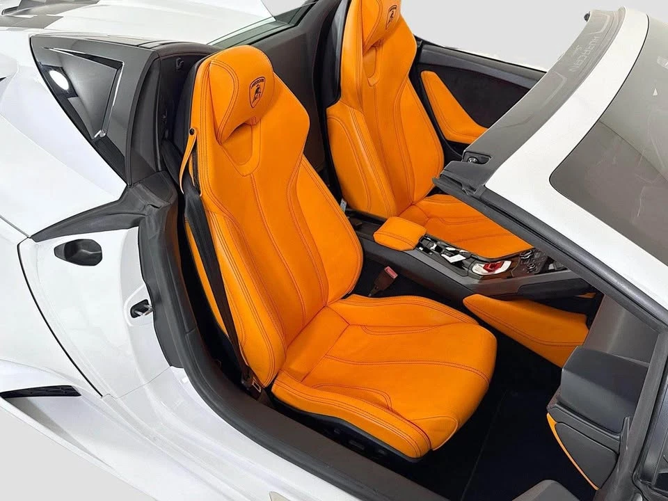 2019 Lamborghini Huracan LP580-2 - Image 11 of 18