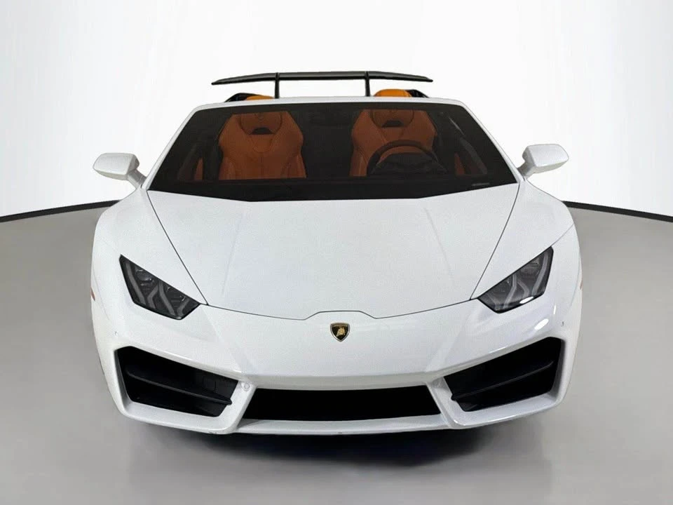2019 Lamborghini Huracan LP580-2 - Image 2 of 18