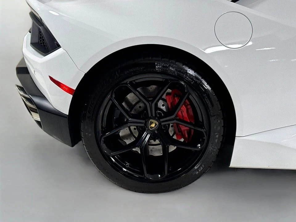 2019 Lamborghini Huracan LP580-2 - Image 14 of 18