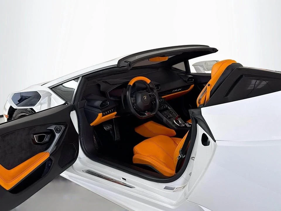 2019 Lamborghini Huracan LP580-2 - Image 3 of 18