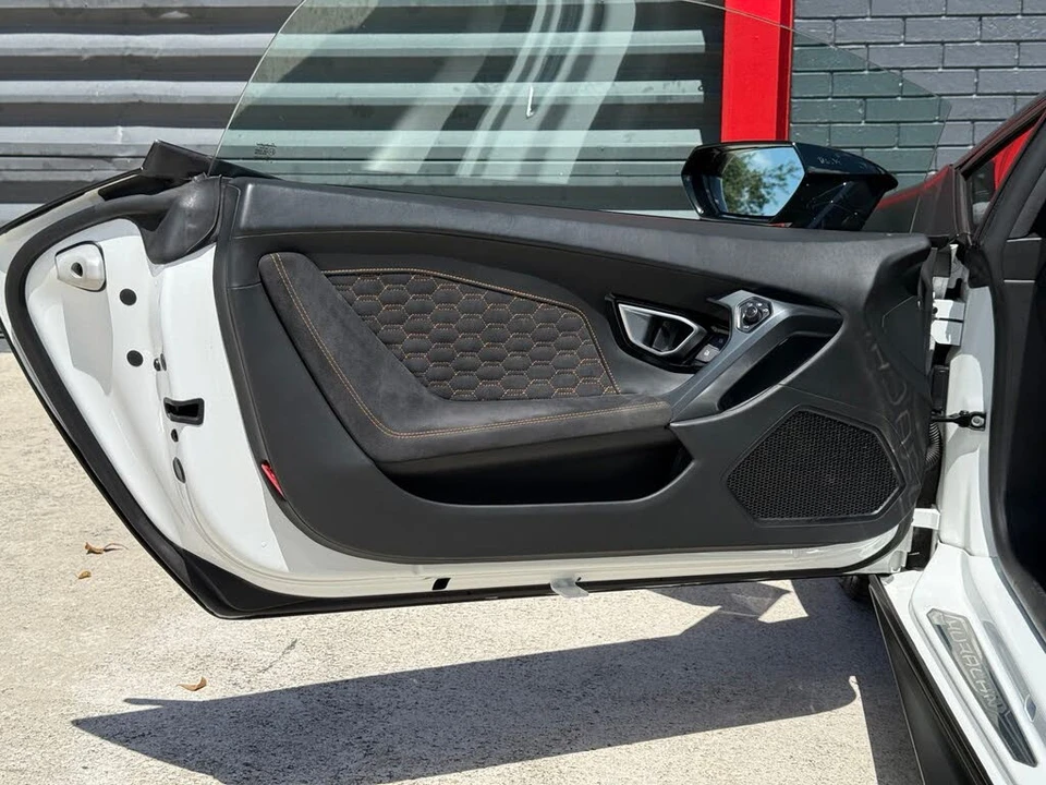 2019 Lamborghini Huracan LP580-2 - Image 23 of 28