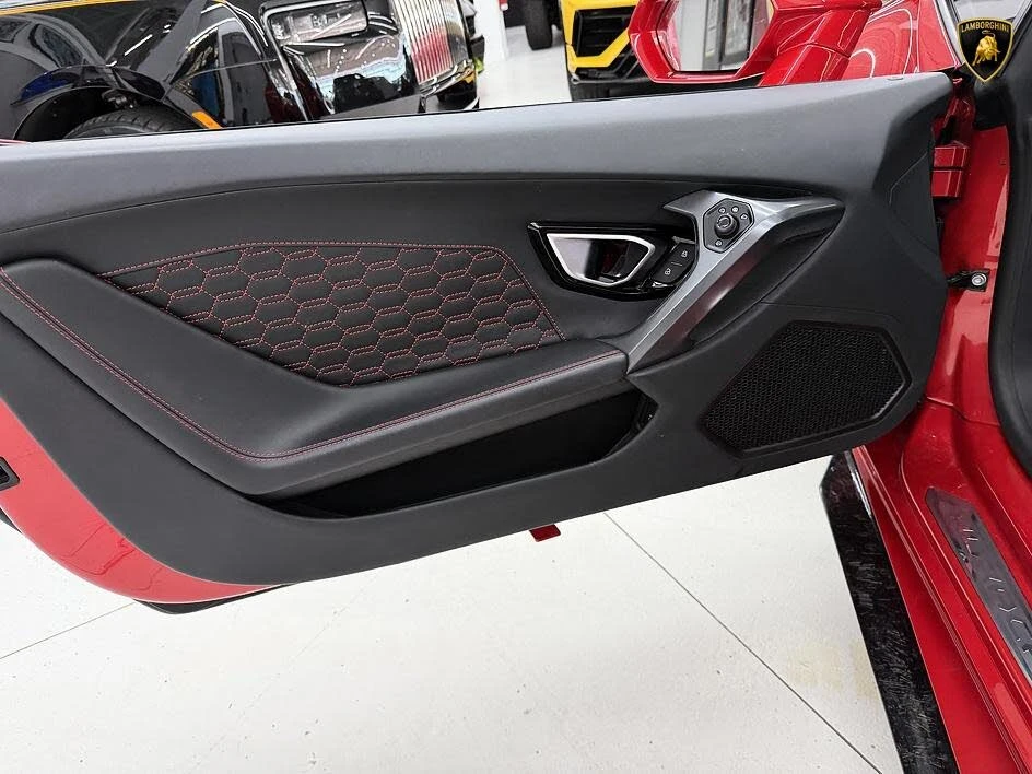 2019 Lamborghini Huracan LP580-2 - Image 12 of 31