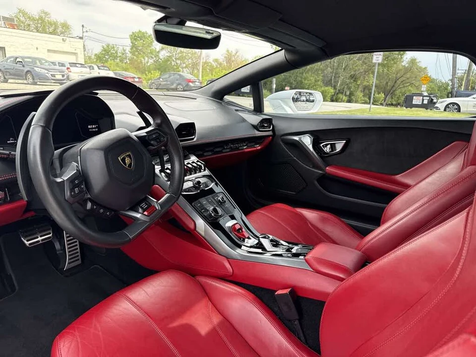 2019 Lamborghini Huracan LP580-2 - Image 17 of 31