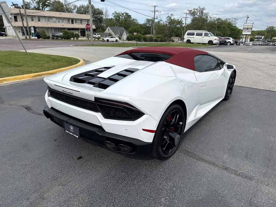 2019 Lamborghini Huracan LP580-2 - Image 5 of 31