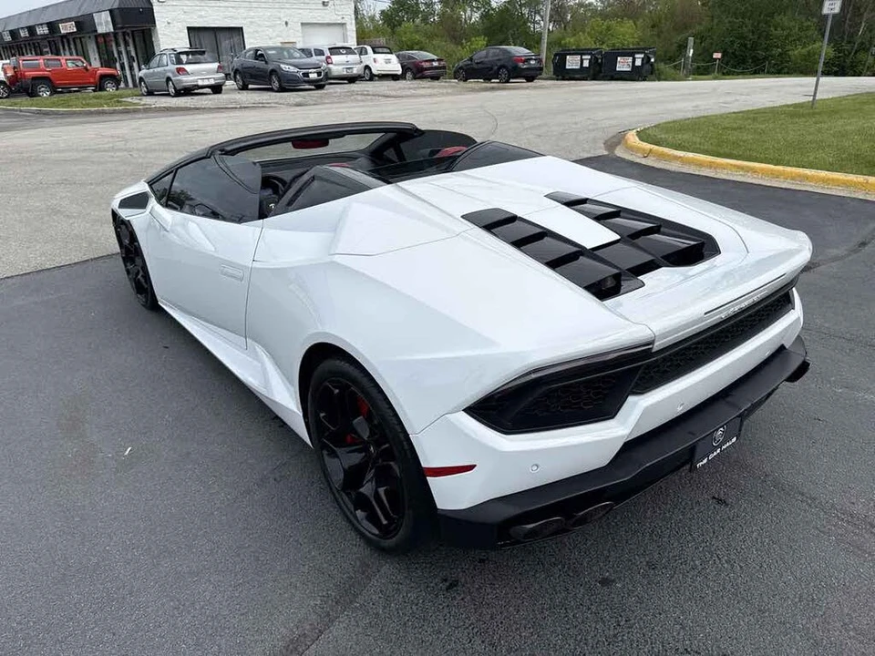 2019 Lamborghini Huracan LP580-2 - Image 10 of 31