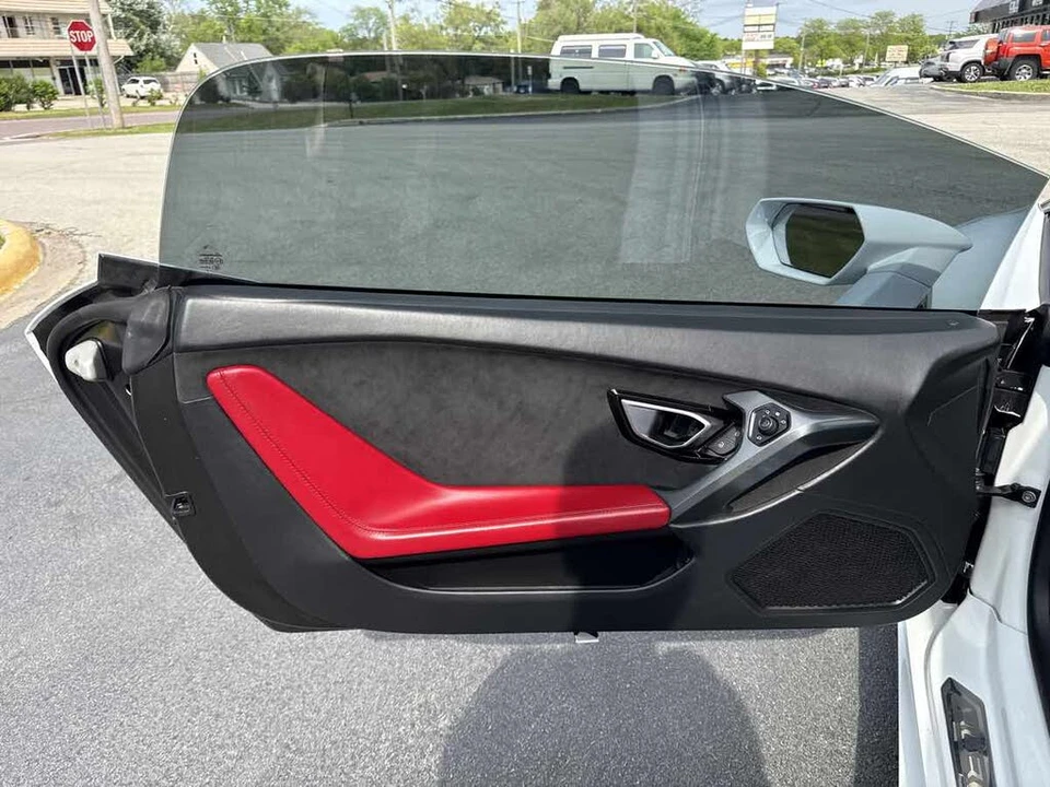 2019 Lamborghini Huracan LP580-2 - Image 18 of 31