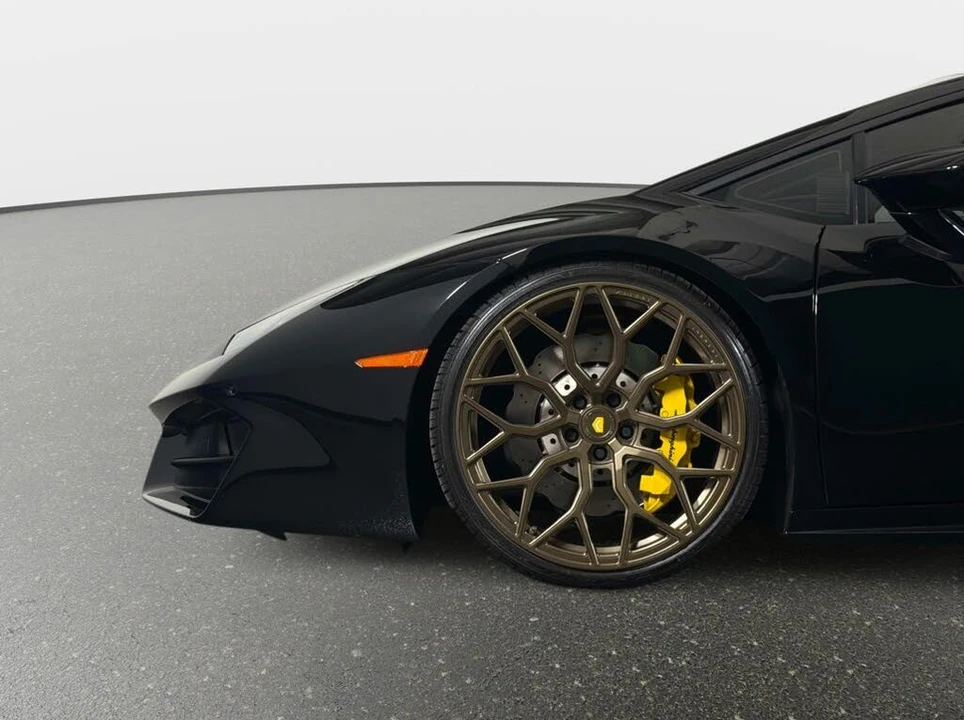 2019 Lamborghini Huracan LP580-2 - Image 14 of 31