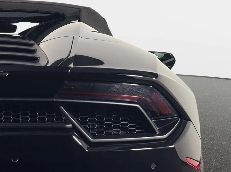 2019 Lamborghini Huracan LP580-2 - Image 10 of 31