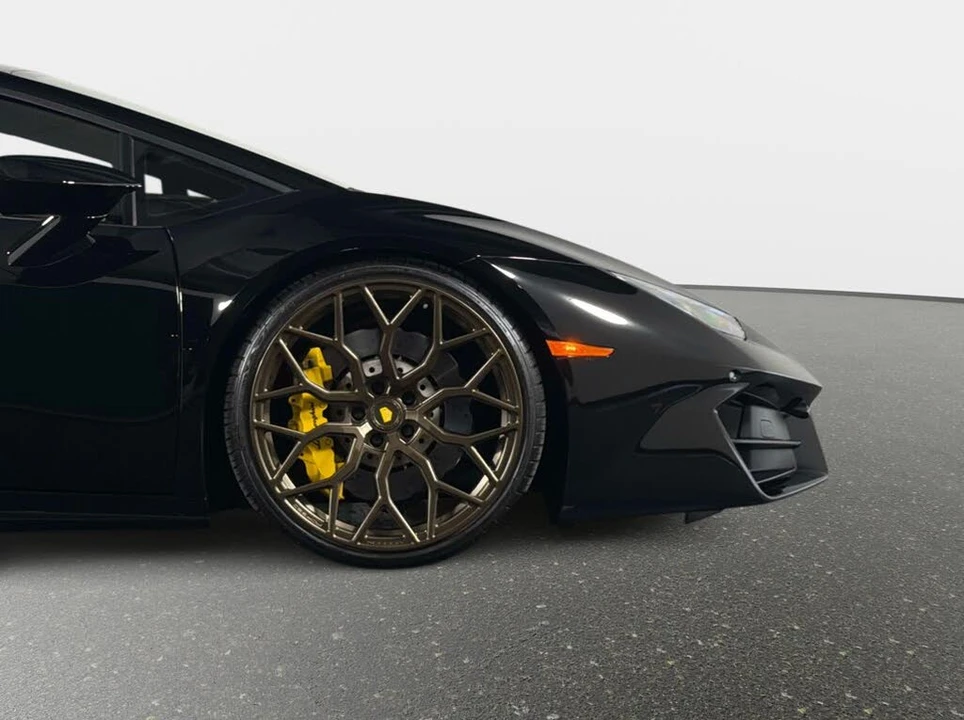 2019 Lamborghini Huracan LP580-2 - Image 3 of 31