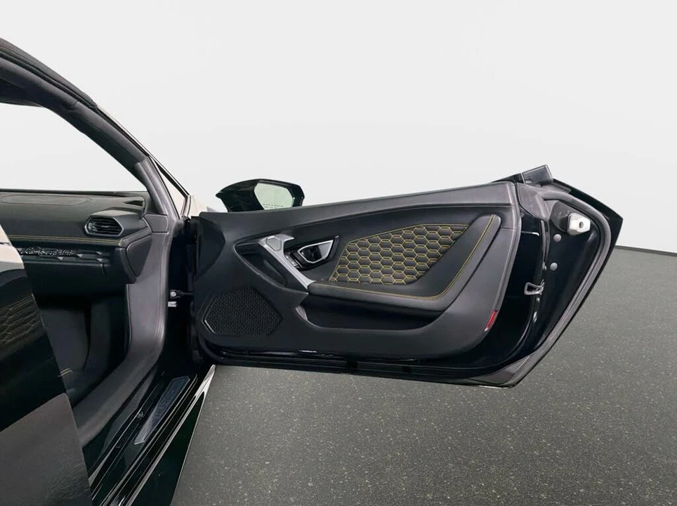 2019 Lamborghini Huracan LP580-2 - Image 21 of 31