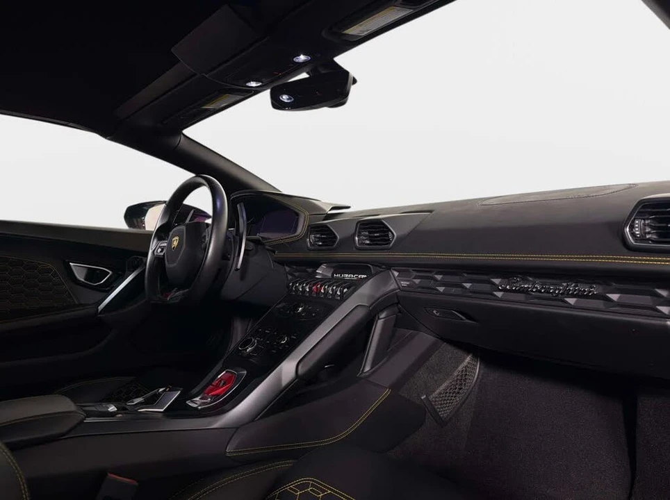 2019 Lamborghini Huracan LP580-2 - Image 25 of 31