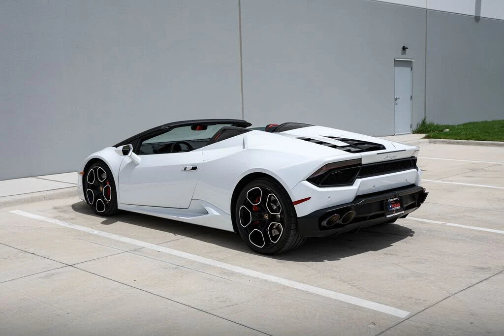 2019 Lamborghini Huracan LP580-2 - Image 8 of 31