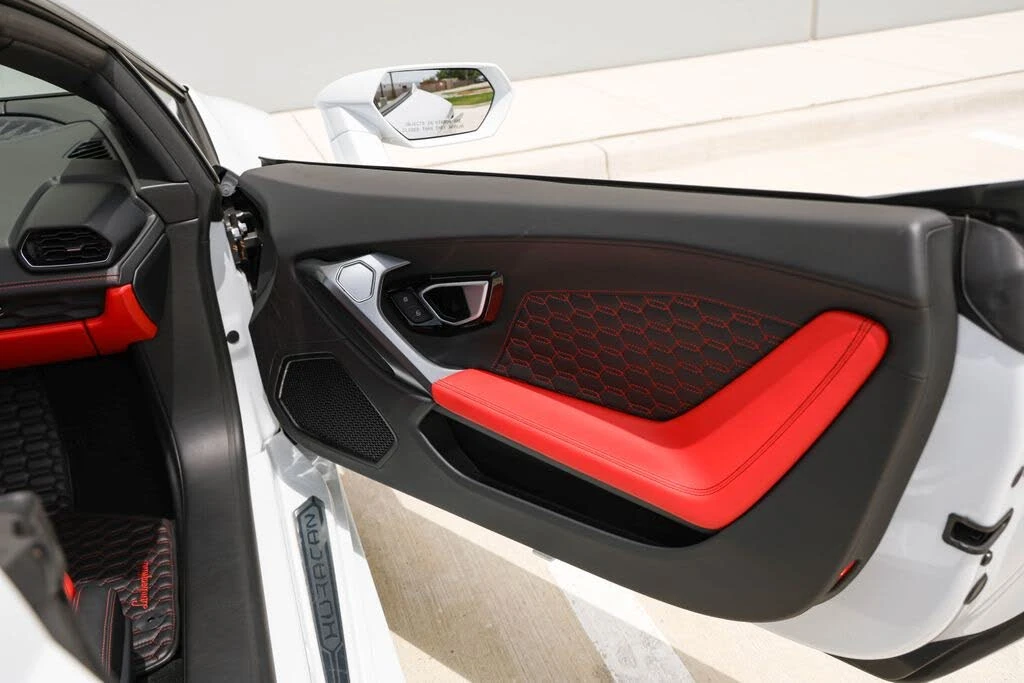 2019 Lamborghini Huracan LP580-2 - Image 25 of 31