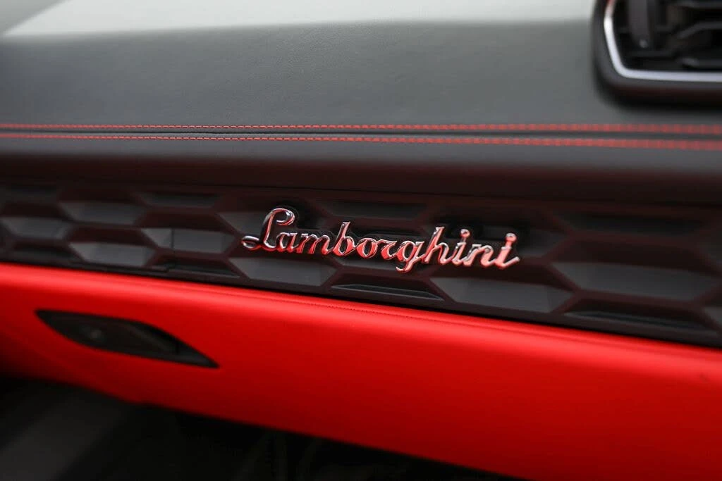 2019 Lamborghini Huracan LP580-2 - Image 27 of 31