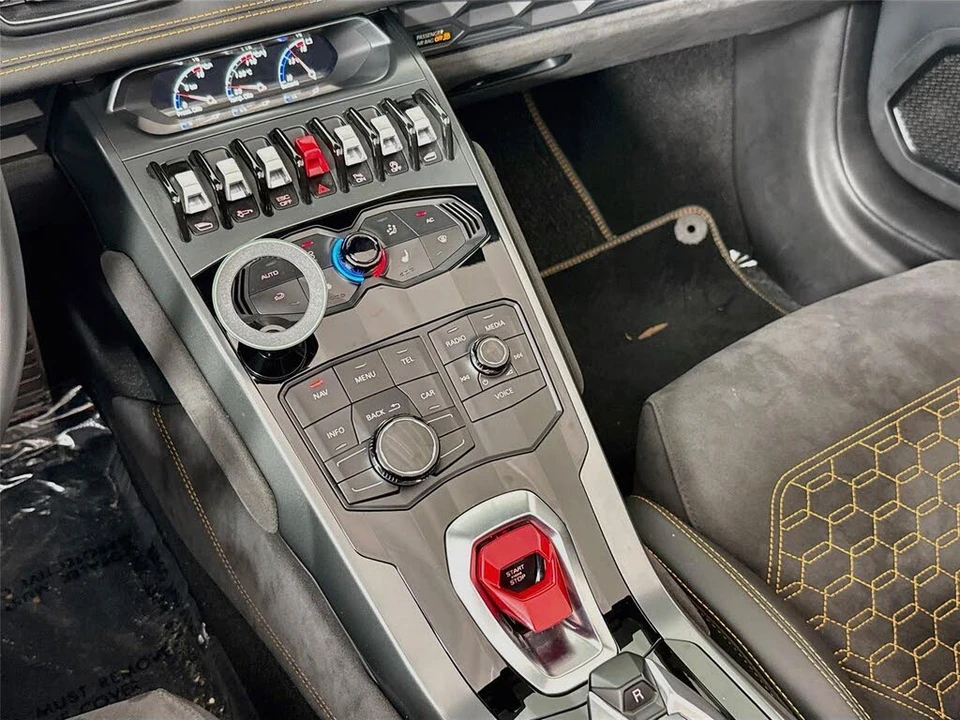 2019 Lamborghini Huracan LP580-2 - Image 11 of 24