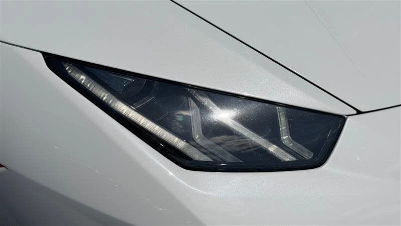 2019 Lamborghini Huracan LP580-2 - Image 19 of 31