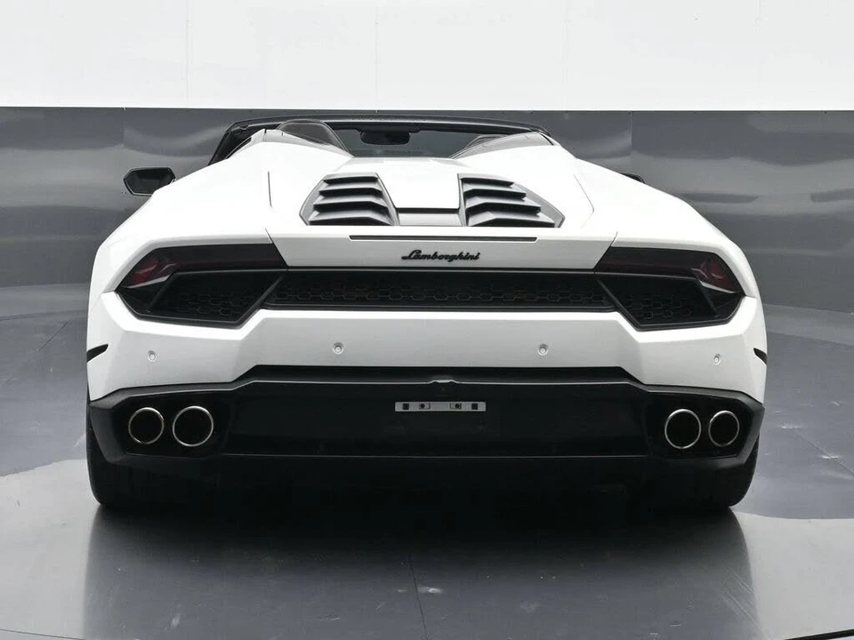 2019 Lamborghini Huracan LP580-2 - Image 16 of 21