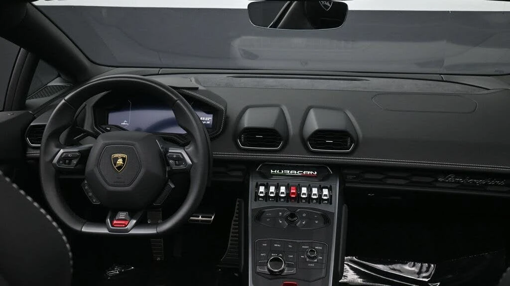 2019 Lamborghini Huracan LP580-2 - Image 4 of 21