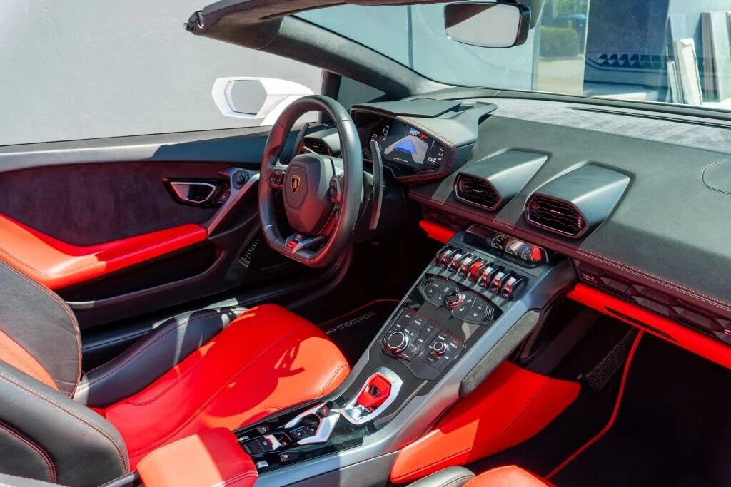 2019 Lamborghini Huracan LP580-2 - Image 14 of 31