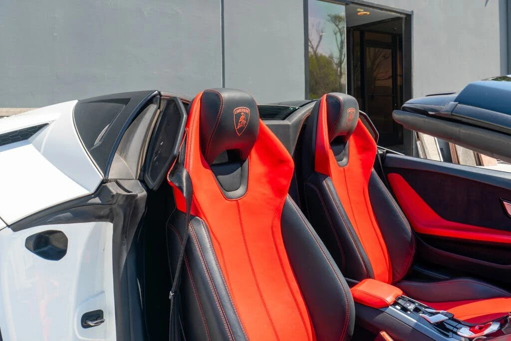 2019 Lamborghini Huracan LP580-2 - Image 13 of 31