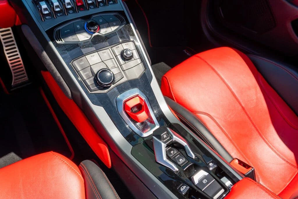2019 Lamborghini Huracan LP580-2 - Image 15 of 31