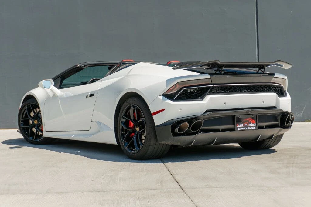 2019 Lamborghini Huracan LP580-2 - Image 10 of 31