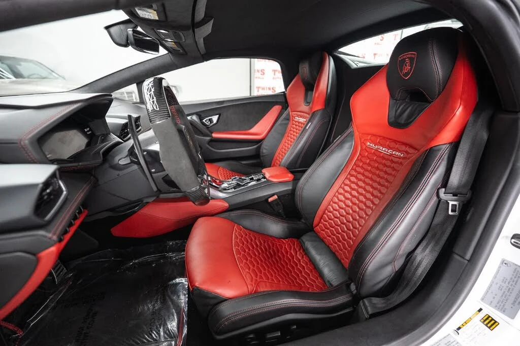 2019 Lamborghini Huracan LP580-2 - Image 12 of 31