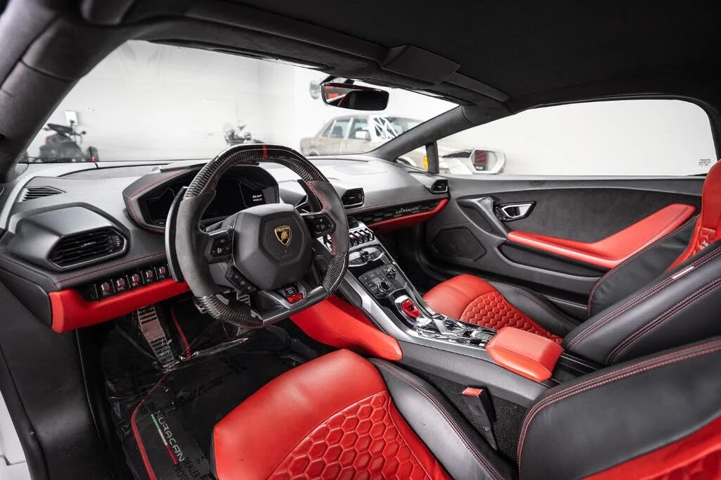 2019 Lamborghini Huracan LP580-2 - Image 11 of 31