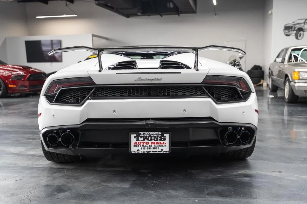 2019 Lamborghini Huracan LP580-2 - Image 5 of 31
