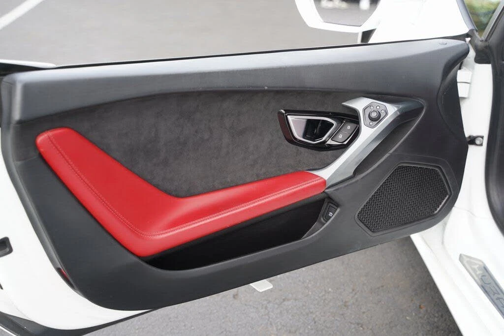 2019 Lamborghini Huracan LP580-2 - Image 14 of 23