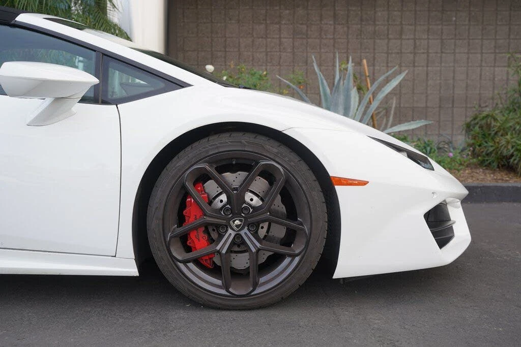 2019 Lamborghini Huracan LP580-2 - Image 13 of 23