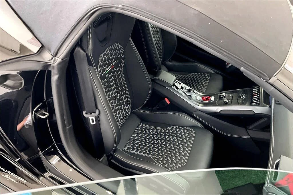 2019 Lamborghini Huracan LP580-2 - Image 7 of 30