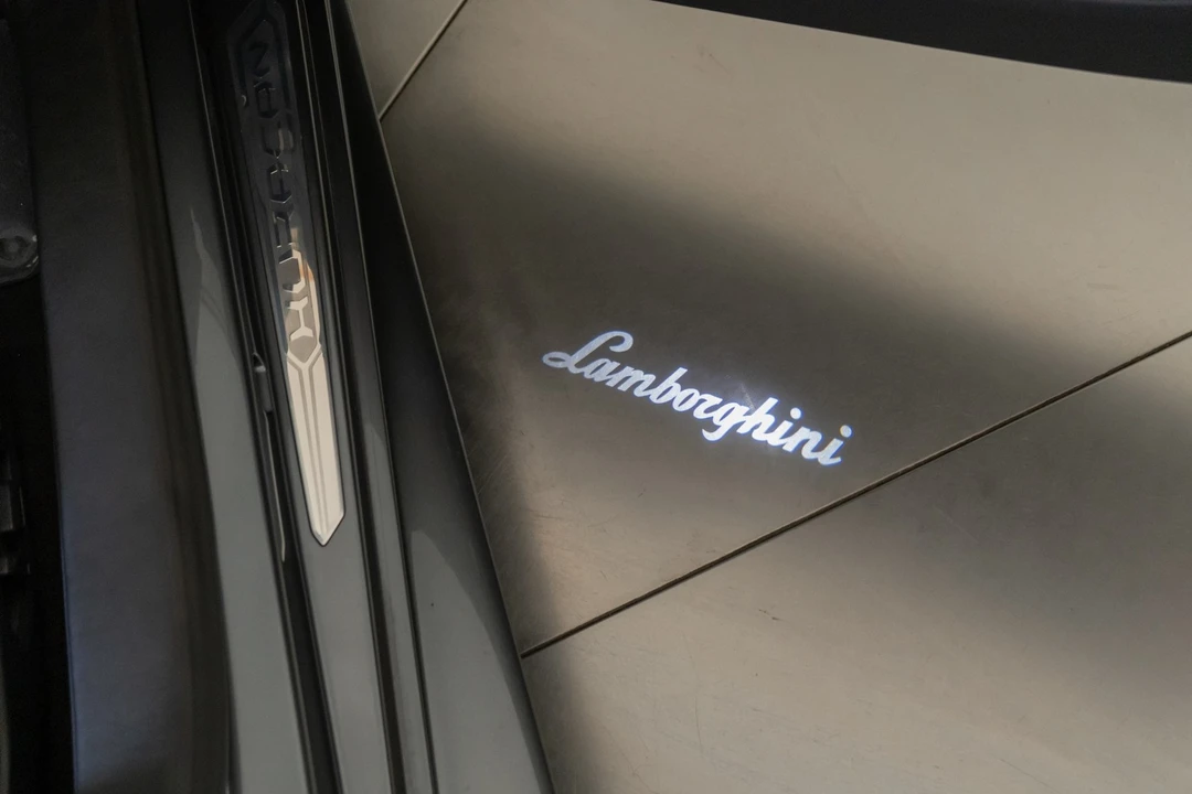 2019 Lamborghini Huracan LP580-2 - Image 12 of 12