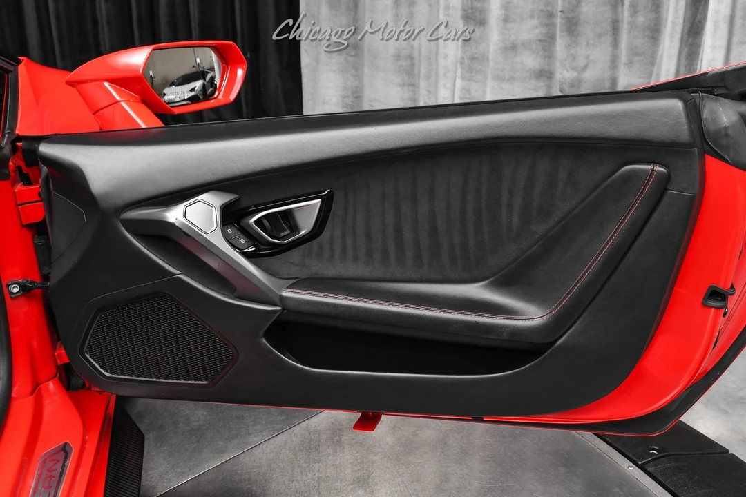 2019 Lamborghini Huracan LP580-2 - Image 27 of 31