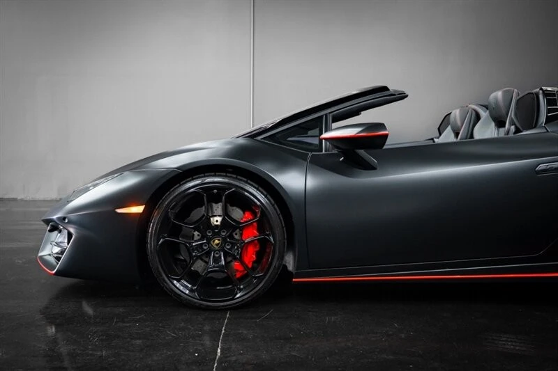 2019 Lamborghini Huracan LP580-2 - Image 5 of 21